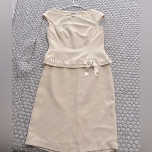 Ivory Liz Claiborne set, size 6